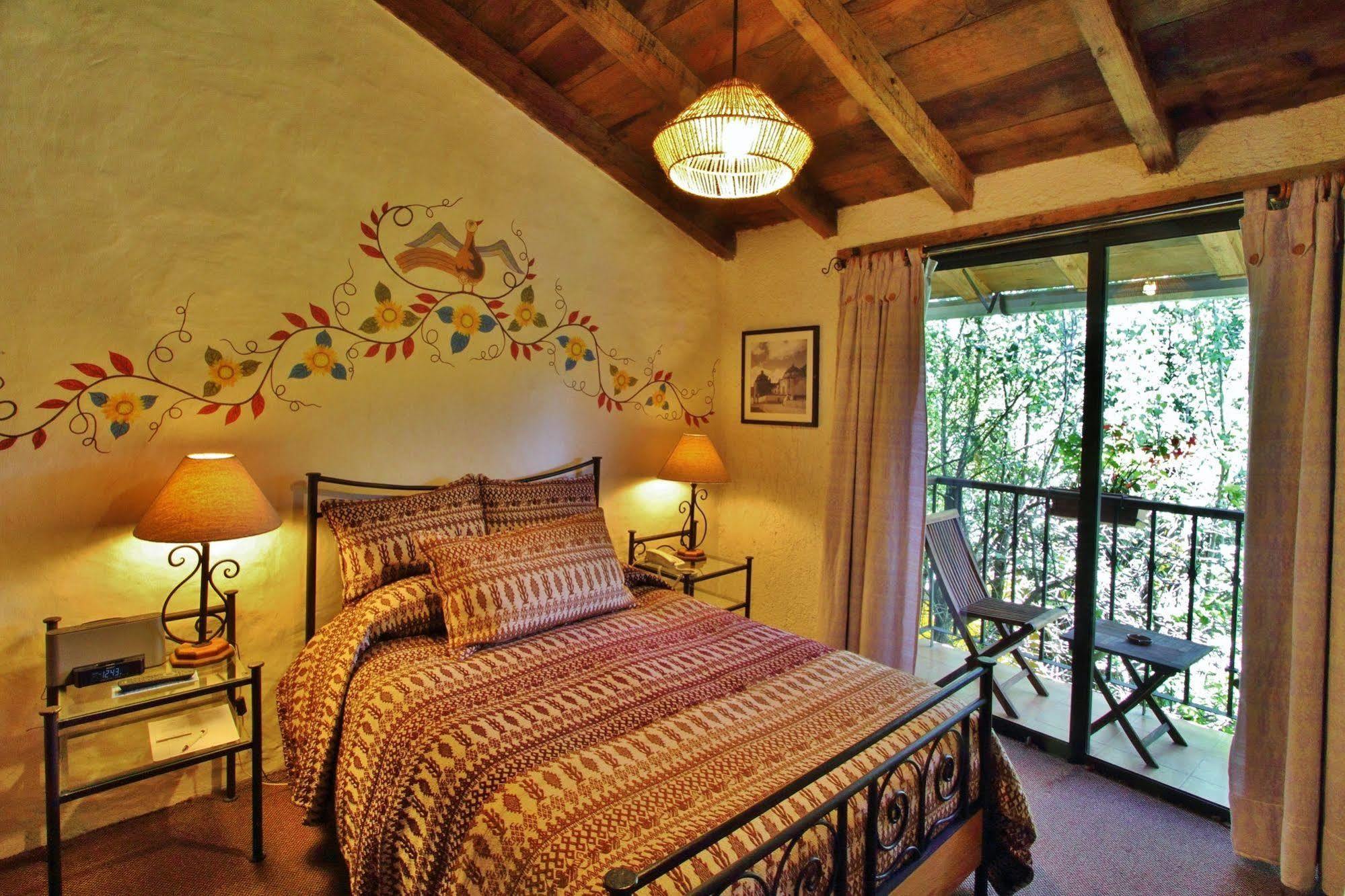 Hotel Villas Casa Morada ซานกริสโตบัล เด ลาสกาซาส ภายนอก รูปภาพ